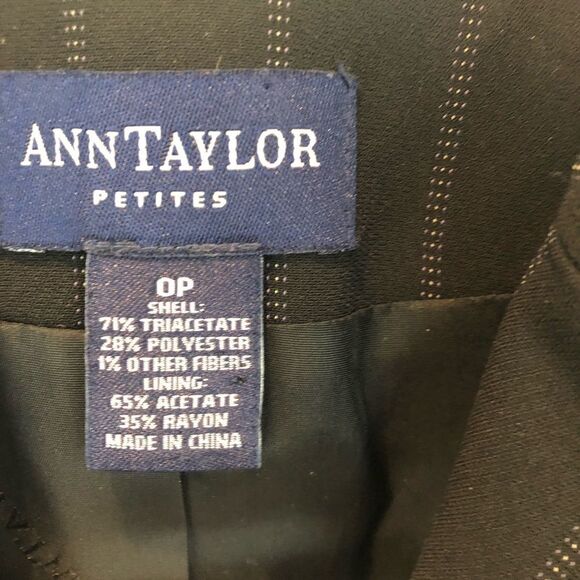 Ann Taylor petite 3 button pinstriped blazer size 0 Petite - Picture 4 of 8